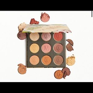 NOMAD x Tuscany Intense Eyeshadow Palette
